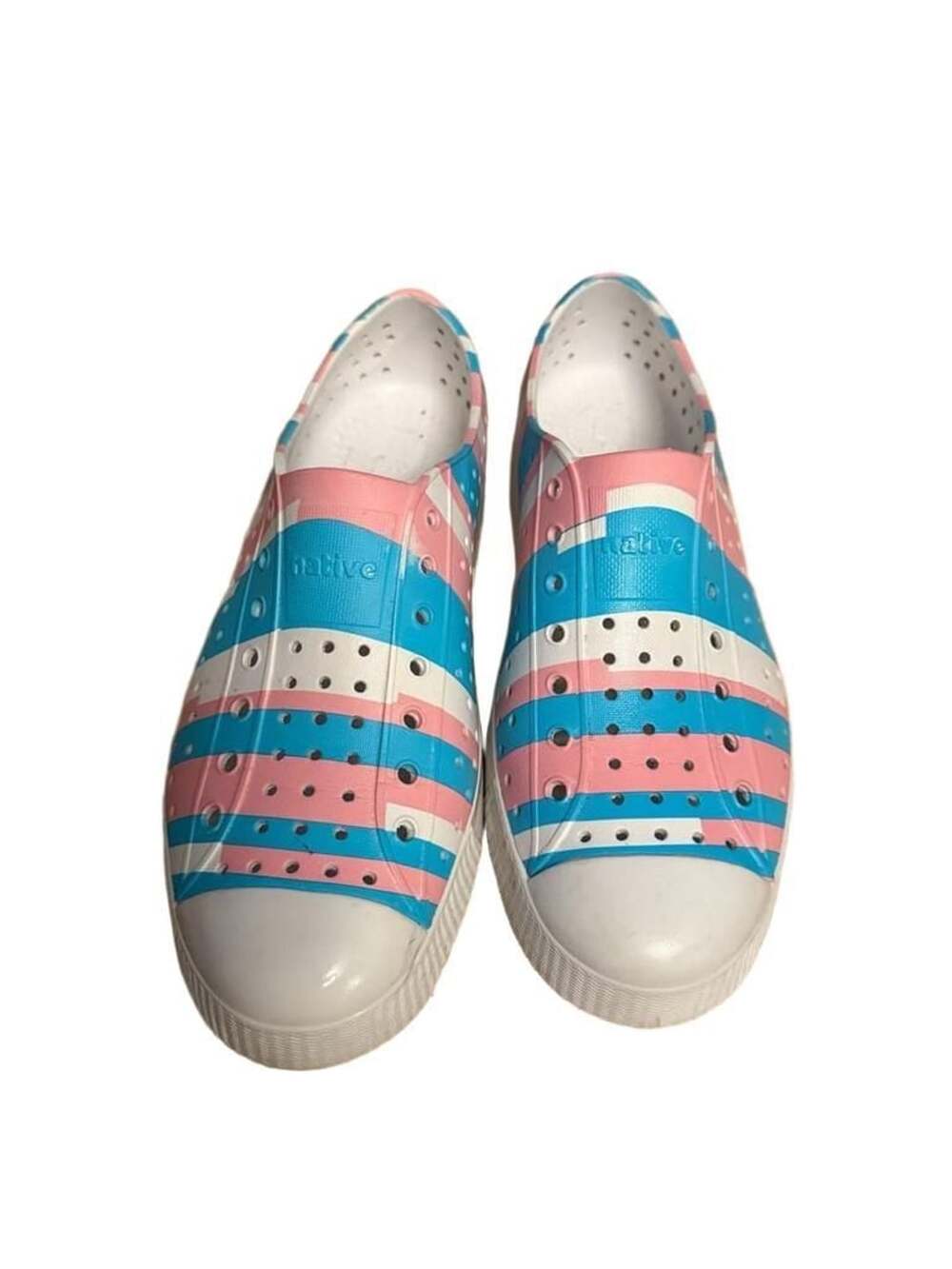 Native Jefferson Shell Women White Pastel Multi Stripe Slip-On Shoes Size 8